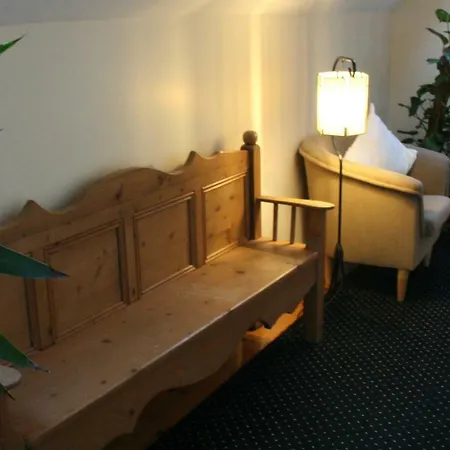 Ross House Bed & Breakfast