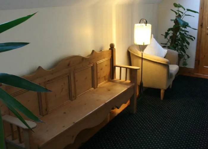 Ross House Bed & Breakfast